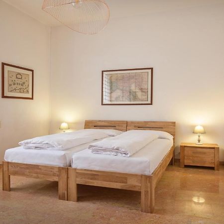 Villa Francesca-Grande Appartamento In Riva Al Lago Brenzone sul Garda Exteriör bild