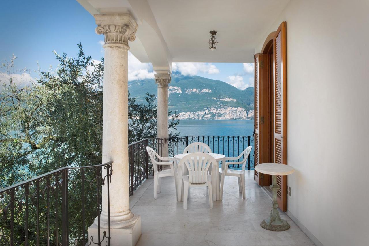 Villa Francesca-Grande Appartamento In Riva Al Lago Brenzone sul Garda Exteriör bild